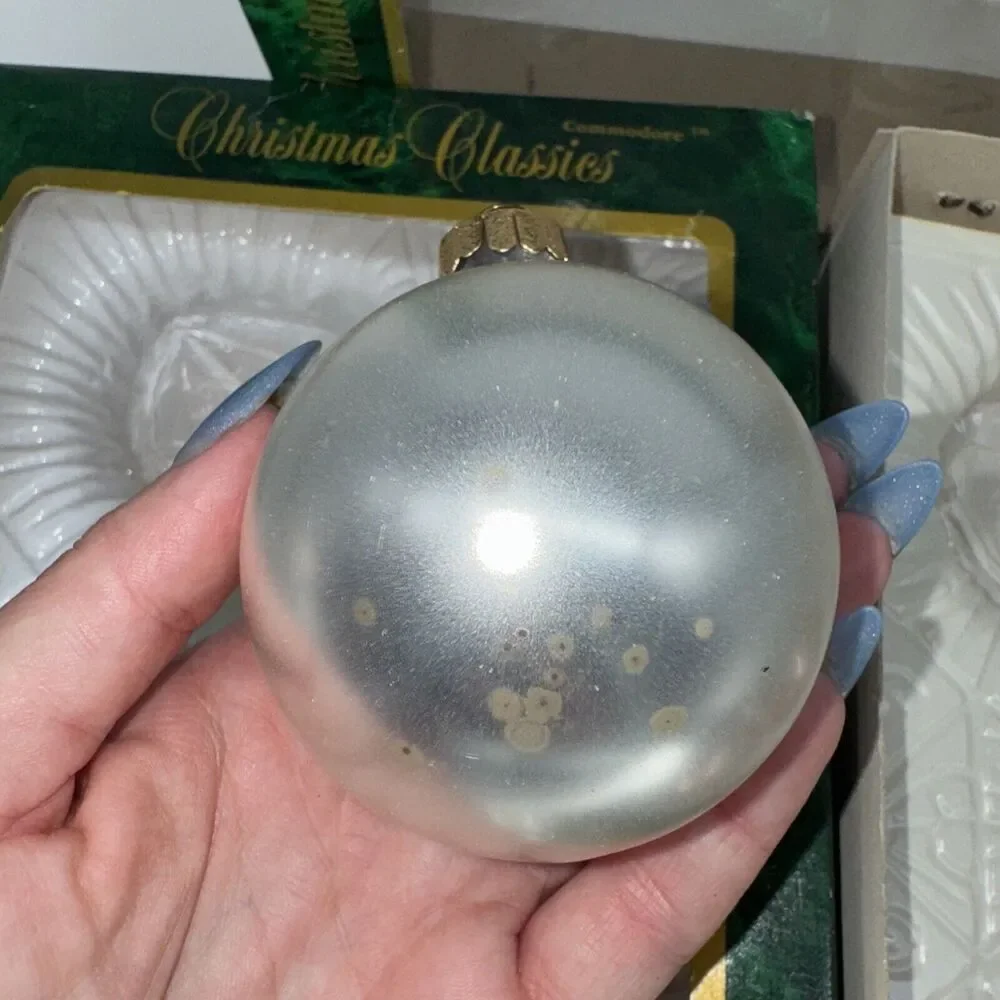 7 Vintage Commodore Glass‎ Ball Xmas Ornaments 2.5